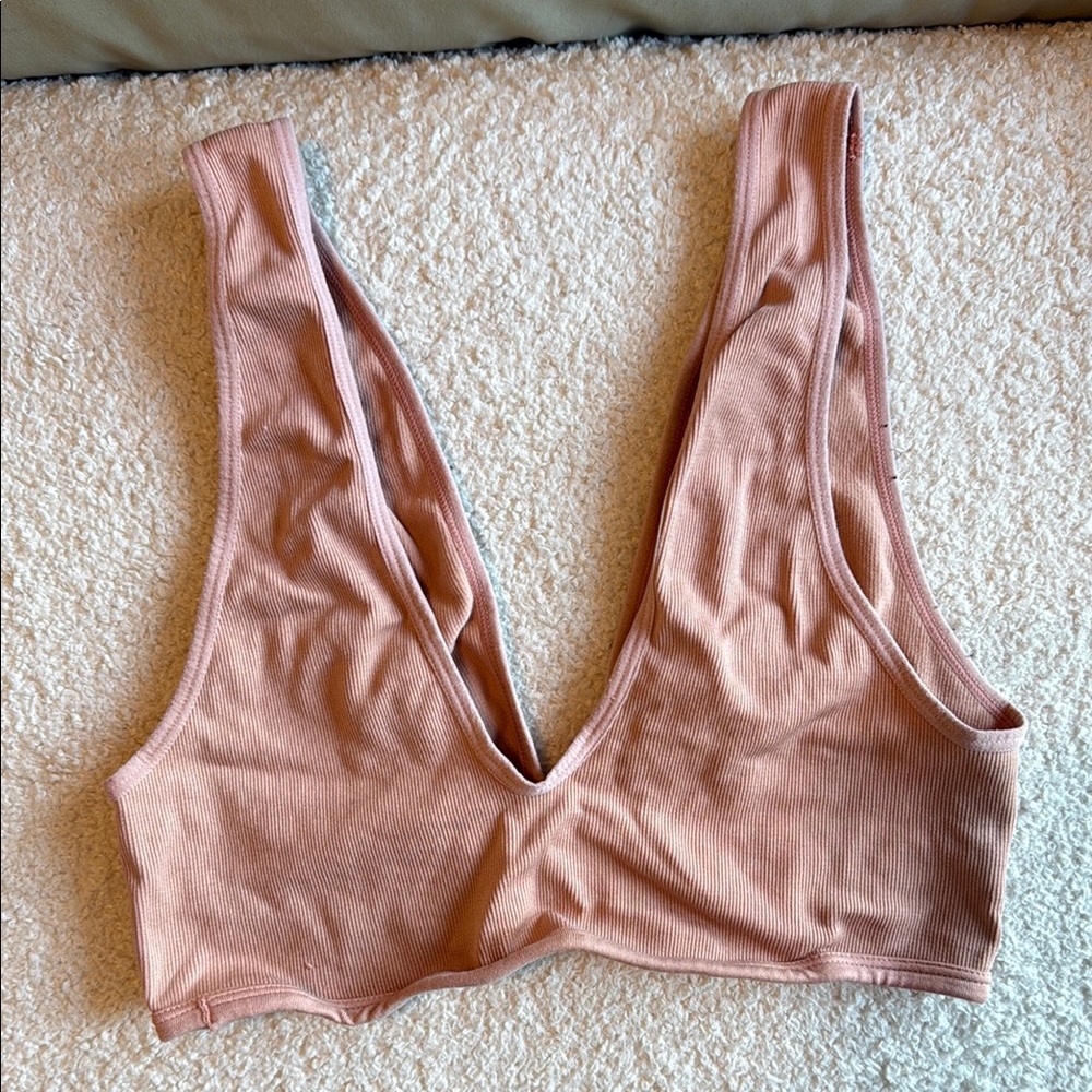 Women's Ribbed V-Neck Bralette